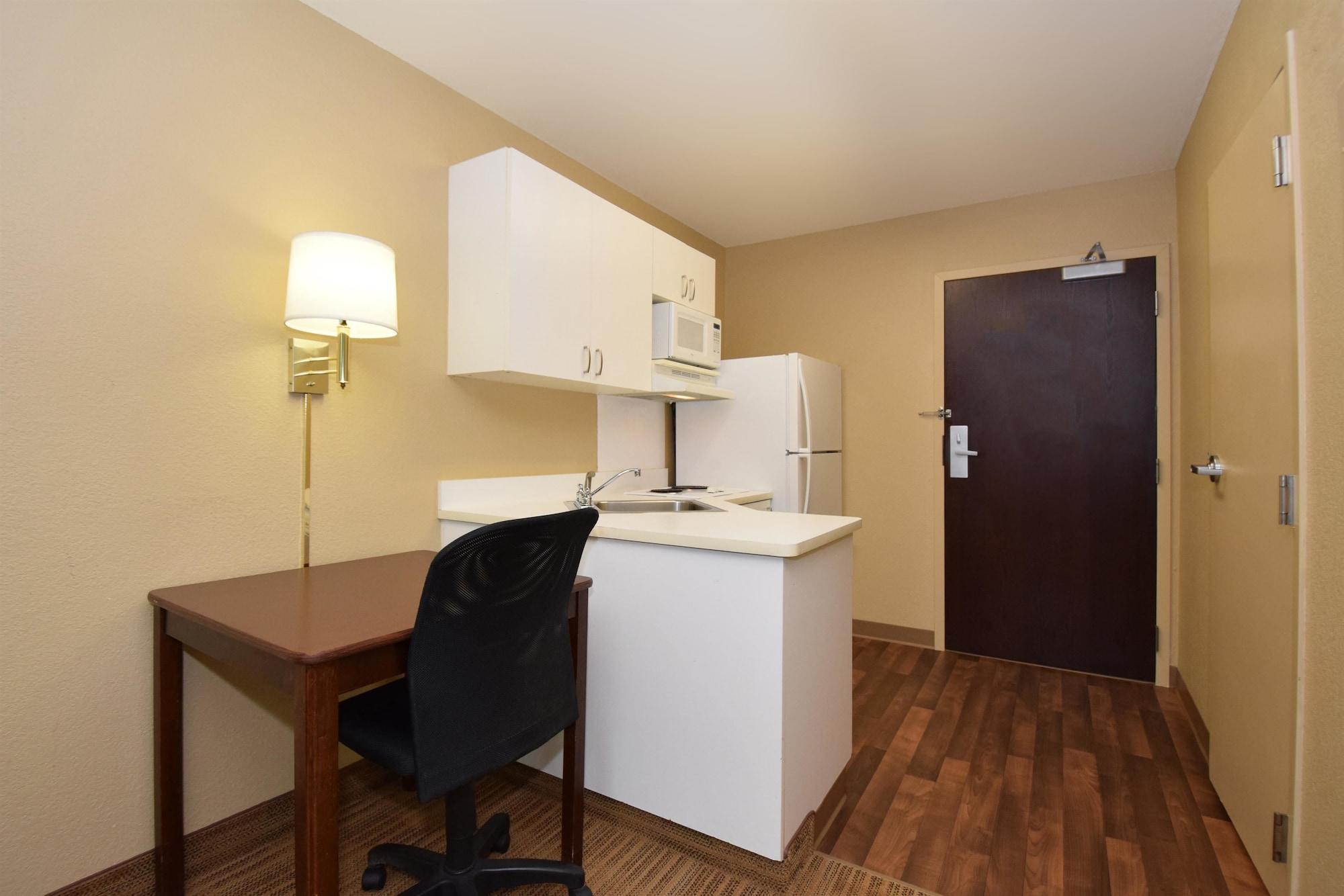 Extended Stay America Suites - Orange County - Katella Ave מראה חיצוני תמונה